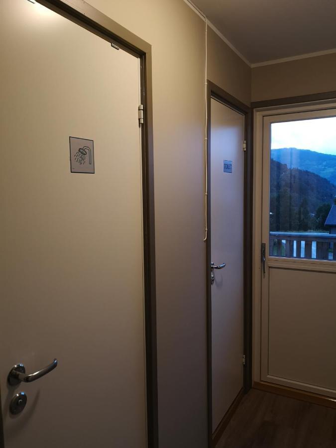 Kinsarvik Hostel 外观 照片